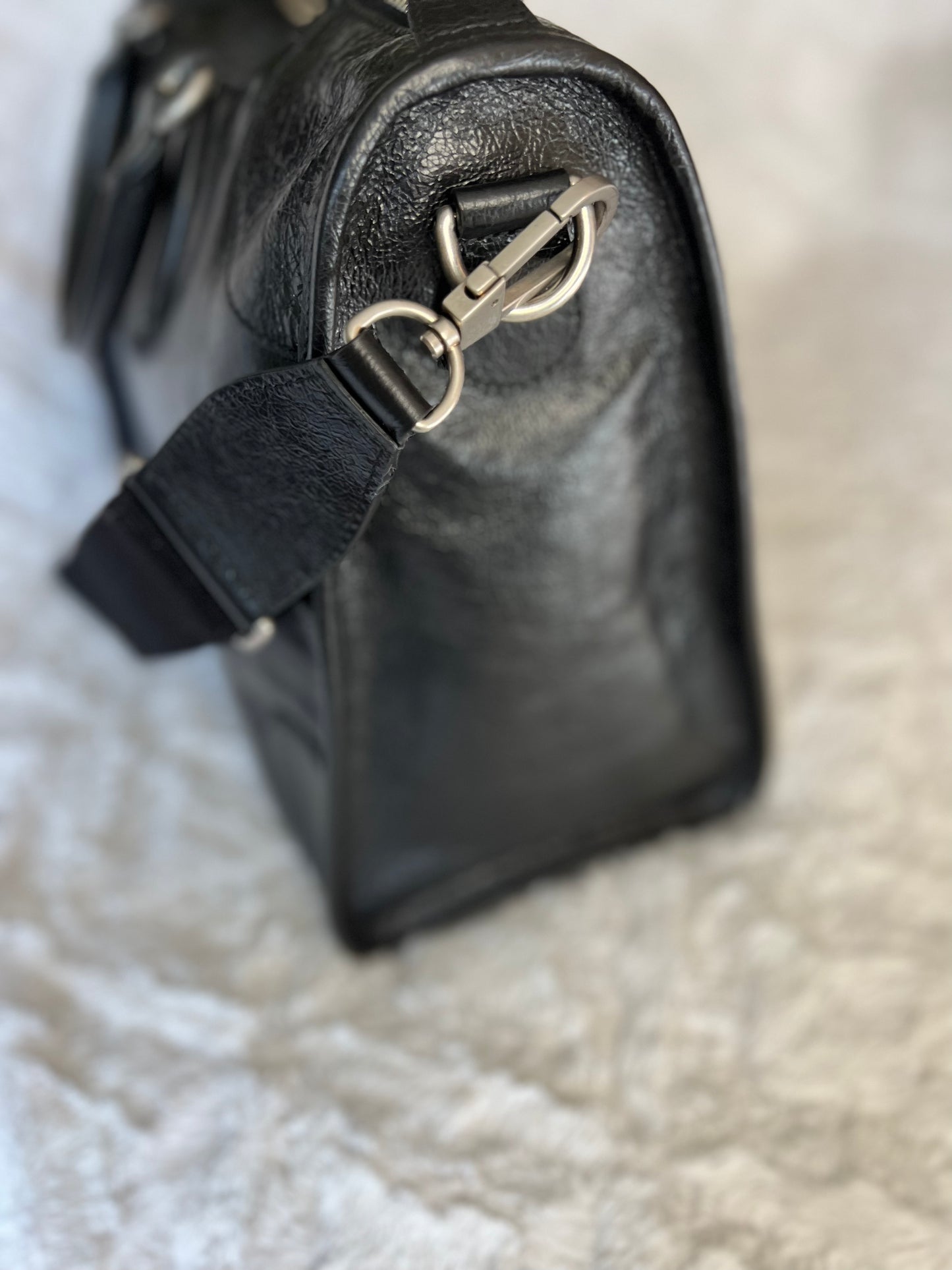 GUCCI GG BLACK LEATHER Zip Convertible DUFFLE Weekend Shoulder BAG