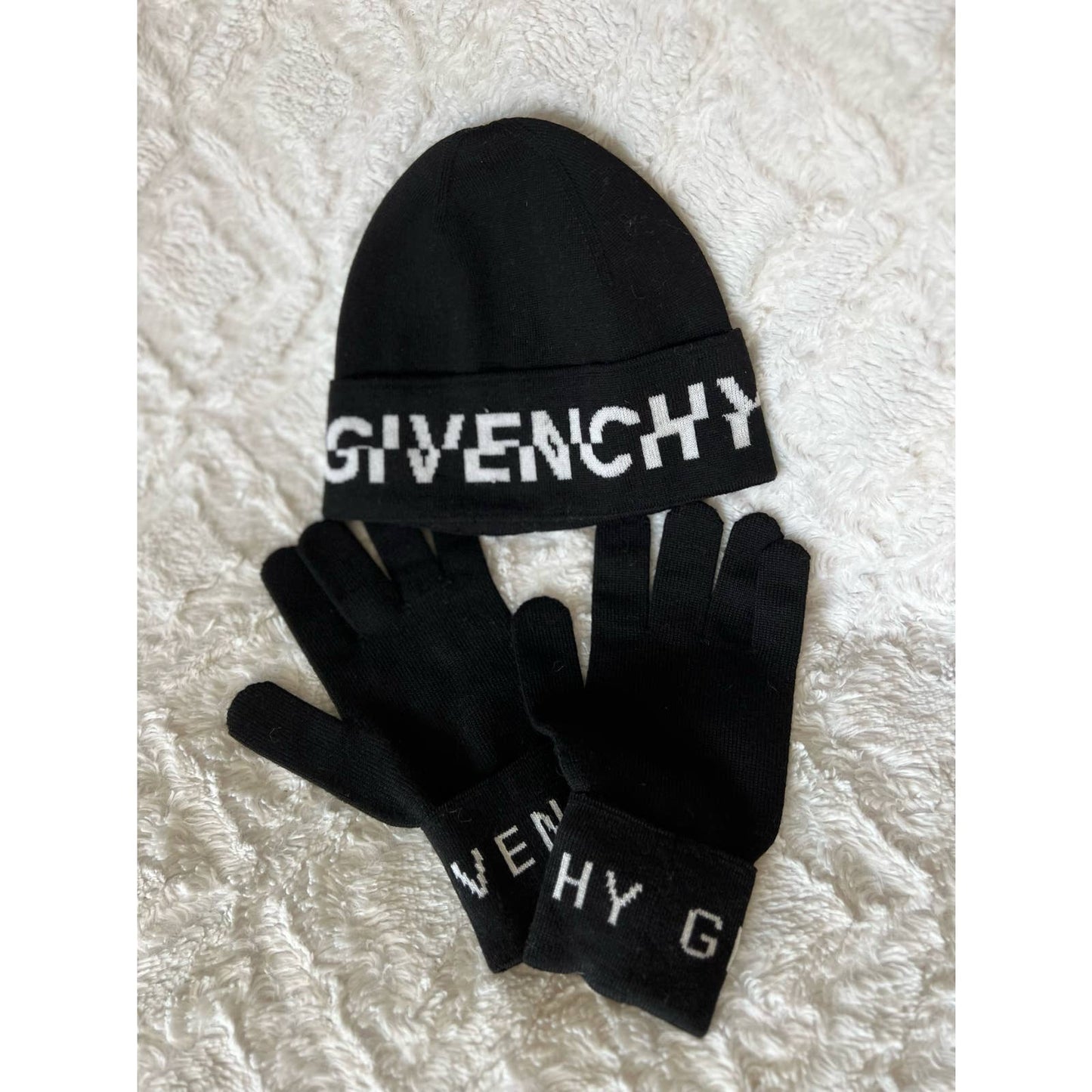 Givenchy Logo Wool Hat and Glove Set